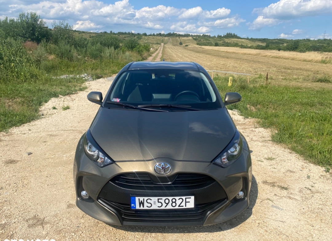Toyota Yaris cena 70110 przebieg: 18500, rok produkcji 2021 z Kielce małe 407